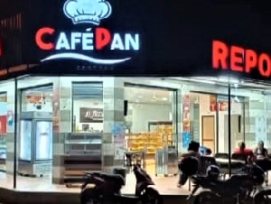 CAFÉ PAN PANDERÍA Y REPOSTERÍA 
